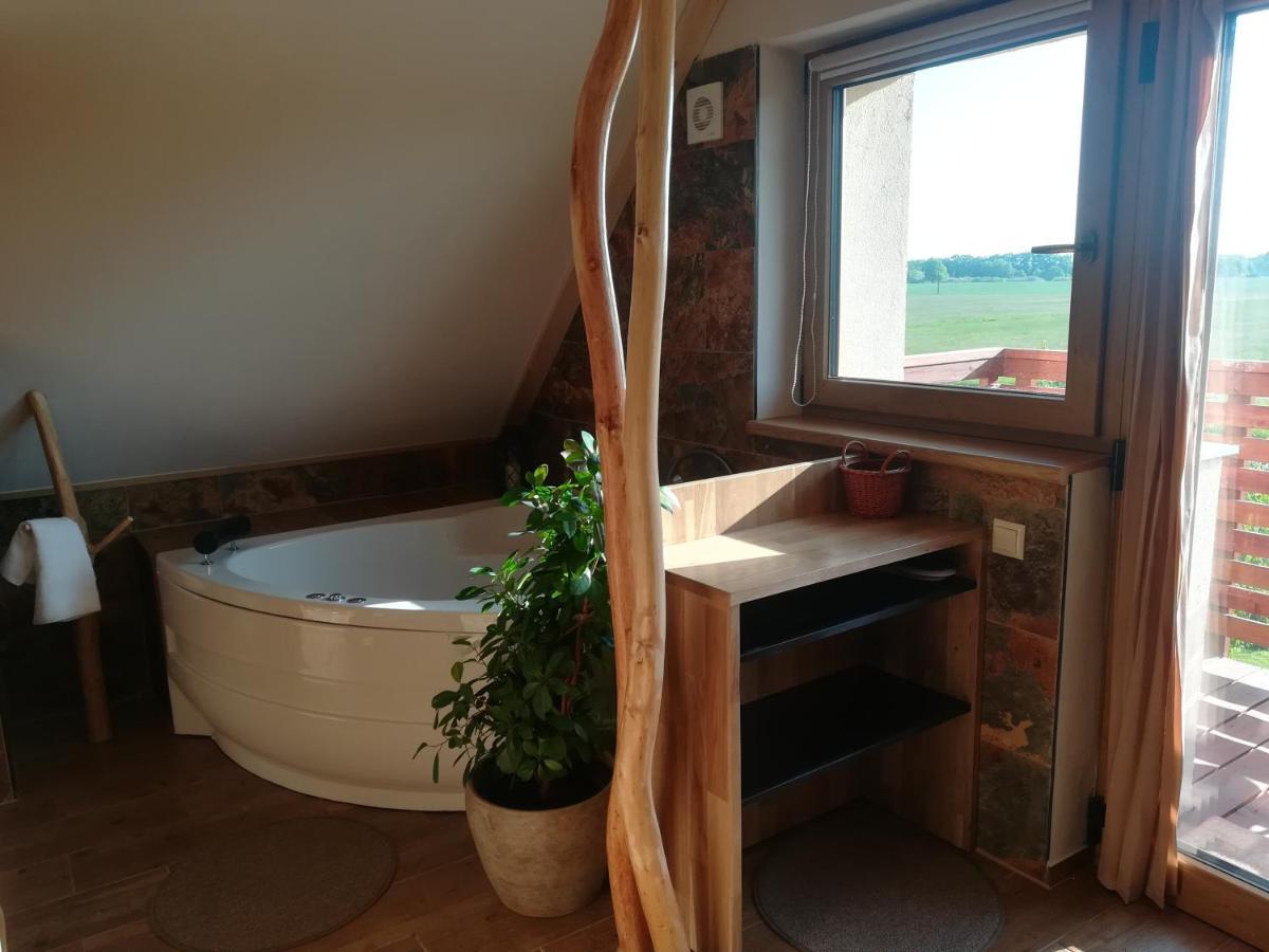 Apartman Life In Nature Jaronice 外观 照片