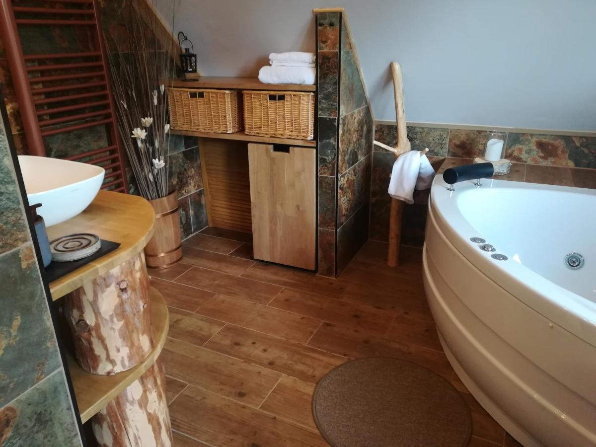Apartman Life In Nature Jaronice 外观 照片
